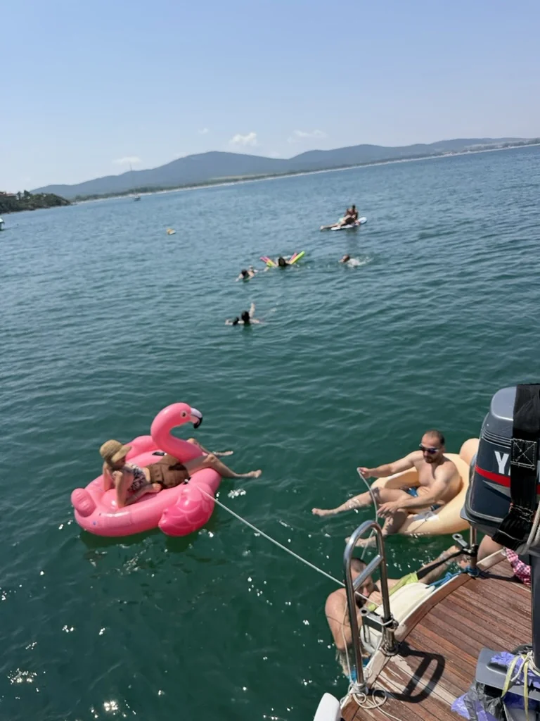 Плуване от яхта Черно море