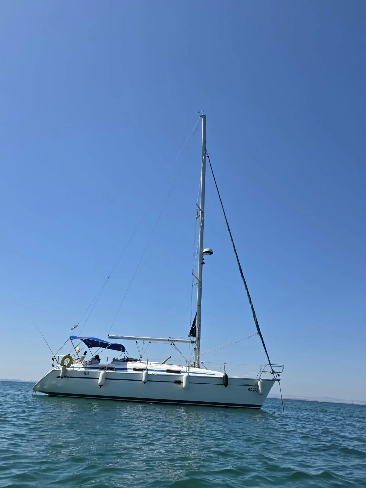 Bavaria 37 ветроходна яхта за наем Созопол